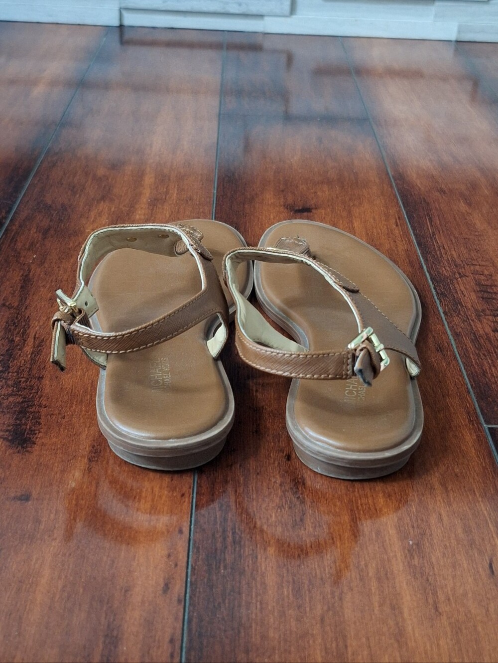Michael Kors Brown T-Strap Sandals – Size 6M - Picture 3 of 7